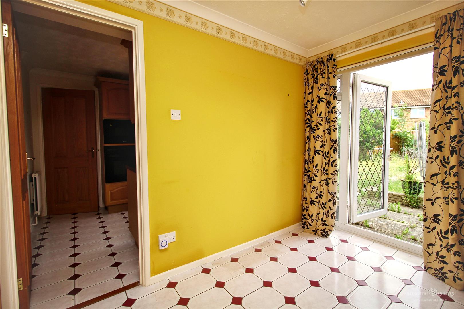 Embrook Way, Calcot, Reading